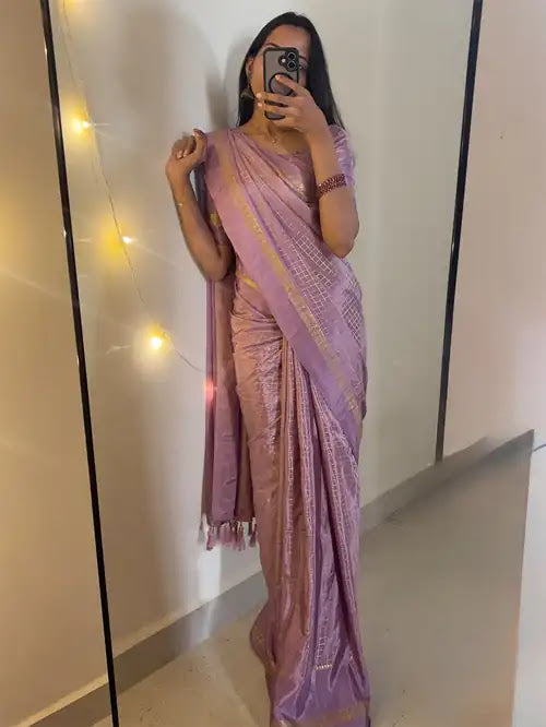 Bindhu Saree