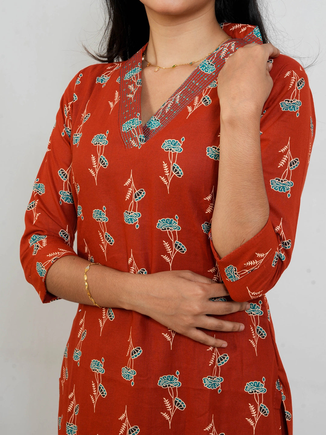 Rust Red Shade Kurti With Pant - view 3
