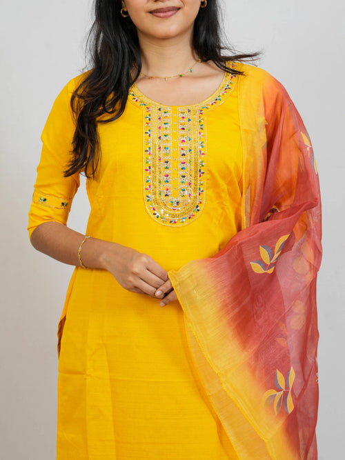 Yellow & Red 3 Piece Kurti Set - view 2
