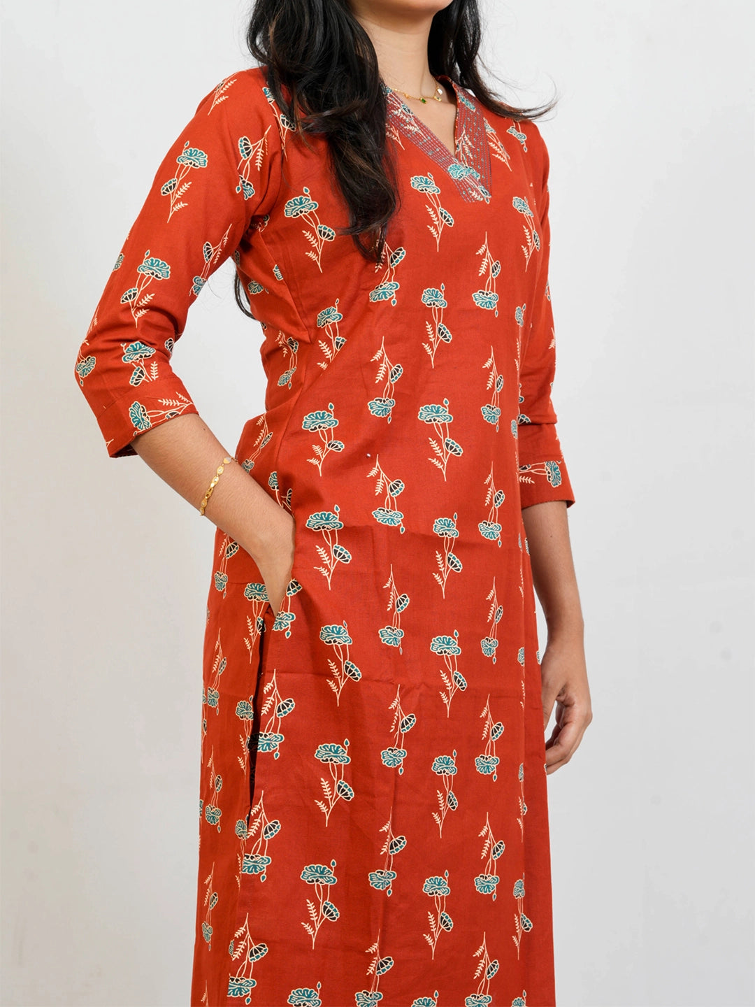 Rust Red Shade Kurti With Pant - view 2