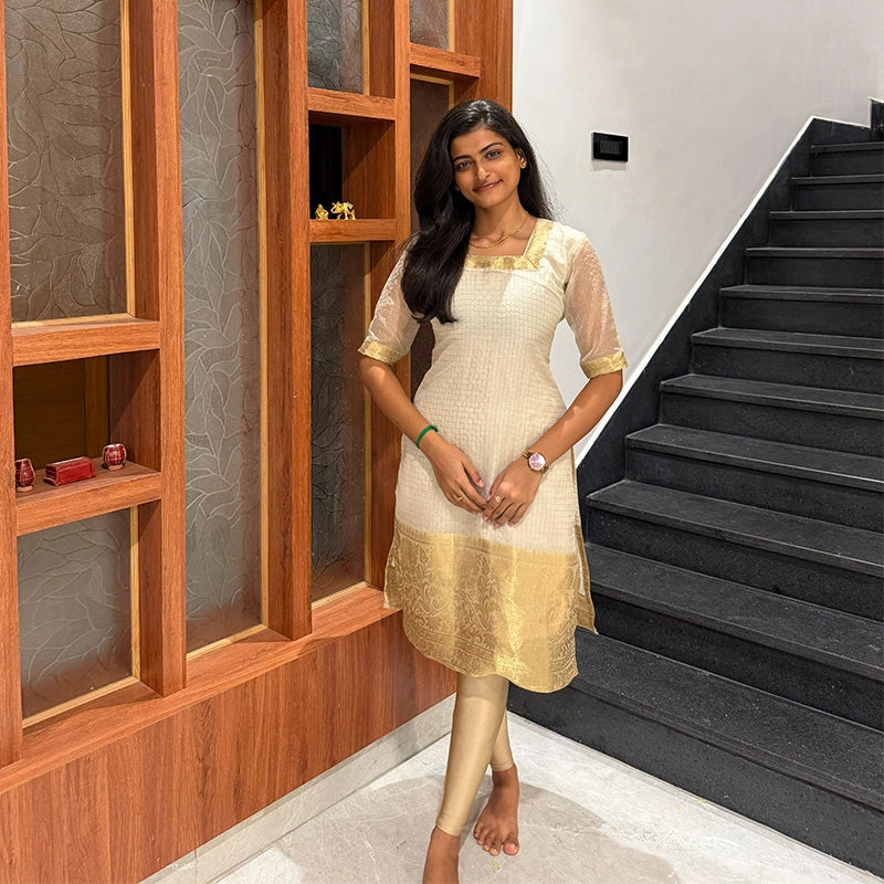 Selvi Kurti - view 2