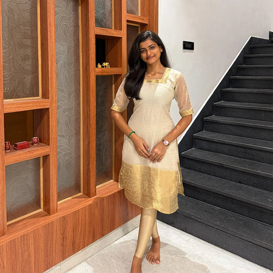 Selvi Kurti - view 2